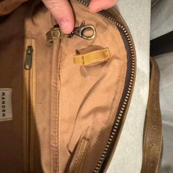 Mandrn Leather Belt Bag - Picture 3 of 4